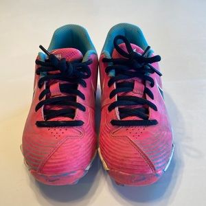 Used Girls Nike softball cleats, size 13